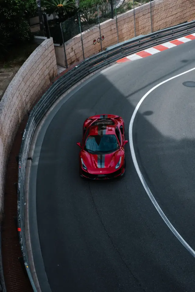This is - Ferrari 488 pista (2)